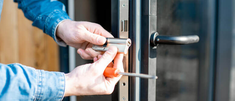 Commercial Locksmith Lemoore Station